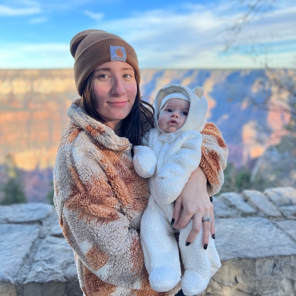 Meet your Posher, Brook - Picture 1 of 1